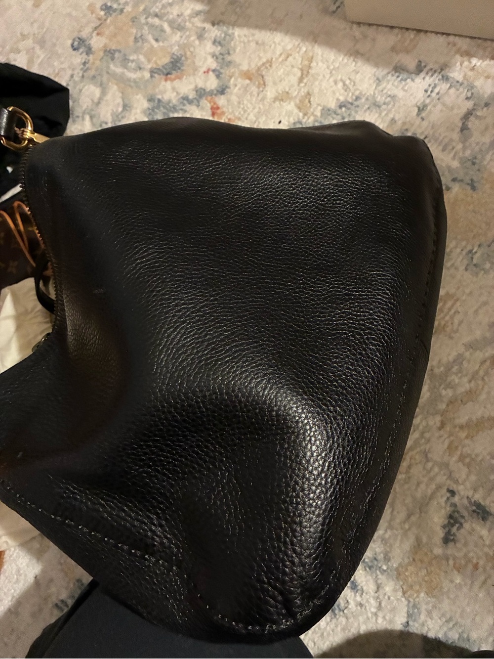 Prada tote leather bag in black